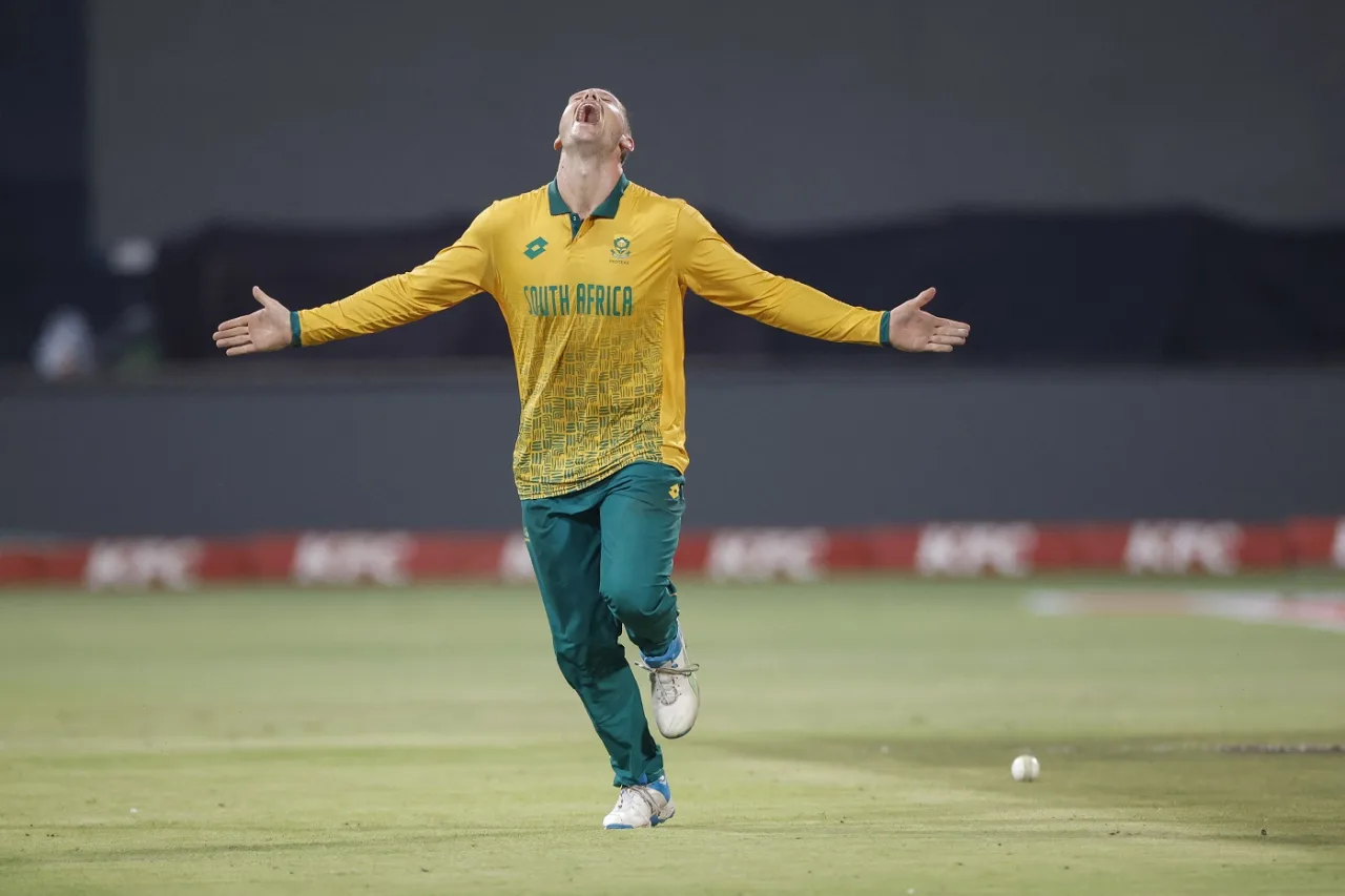 South Africa Triumphs Over Pakistan in Thrilling T20I Opener at Durban